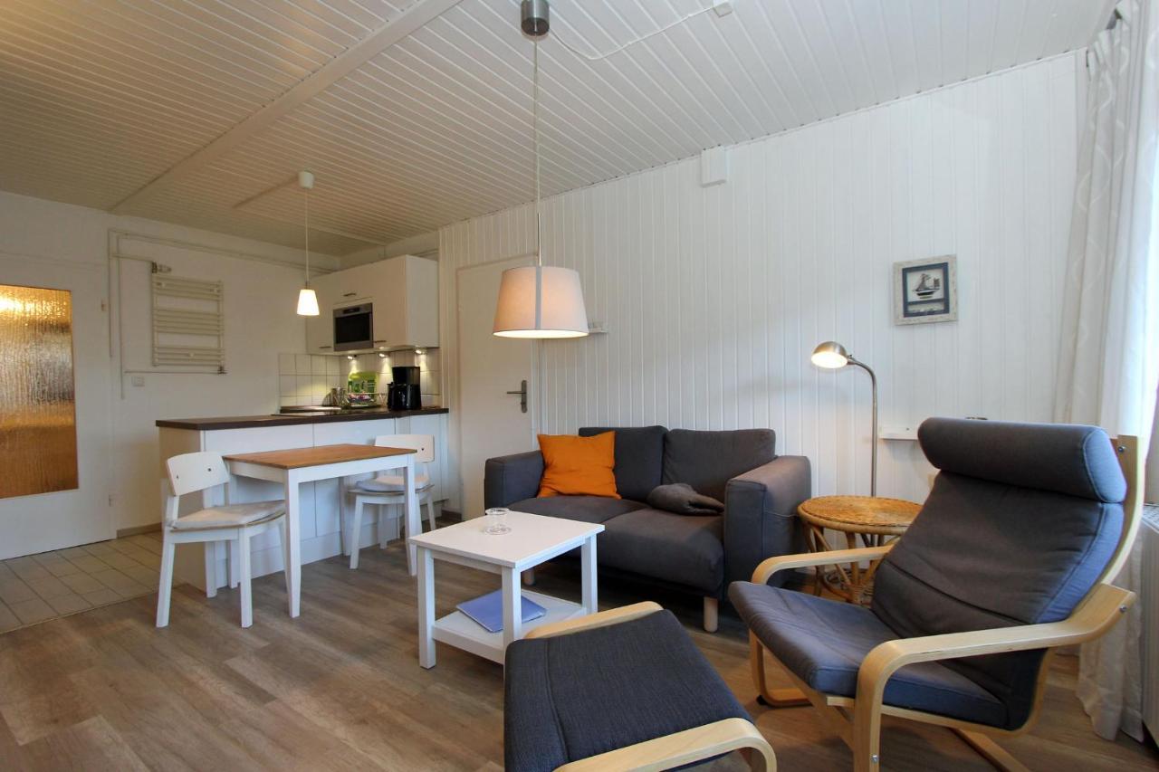 Kajuete Im Reethus Apartment Prerow Exterior photo